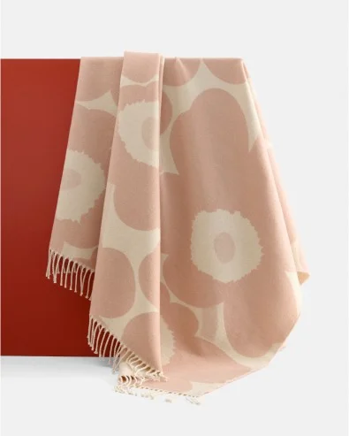 Unikko throw blanket