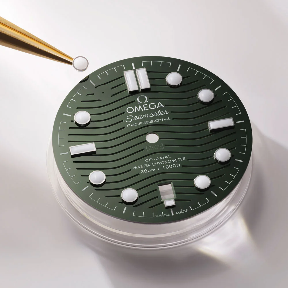 Dial of the Seamaster Diver 300m 21030422010001