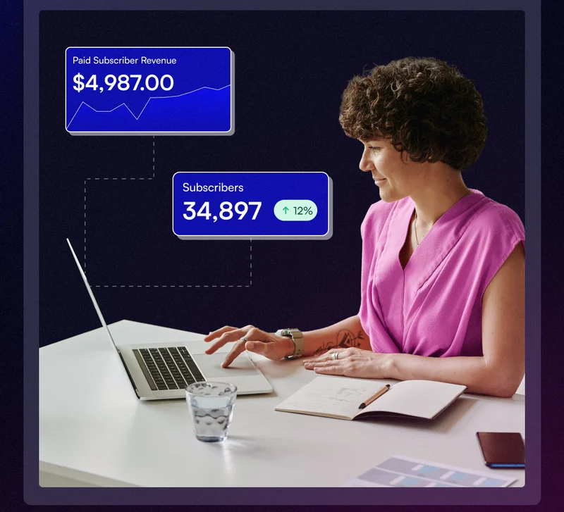 Image of a female content creator growing her newsletter.