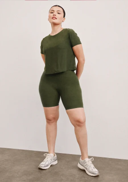 Featherweight Supreme Cropped Tee in Army Green Heather