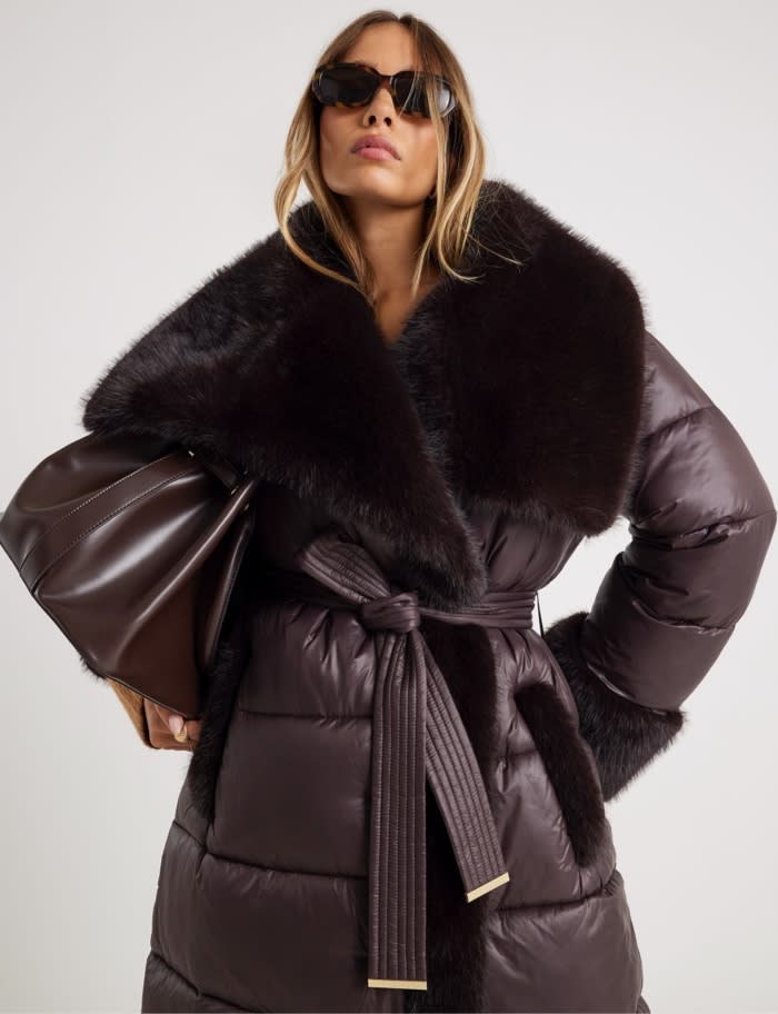 Coats & Jackets