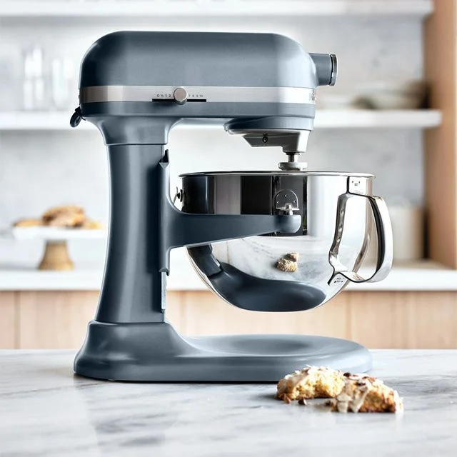 $100 off KitchenAid 7-qt bowl-lift stand mixers