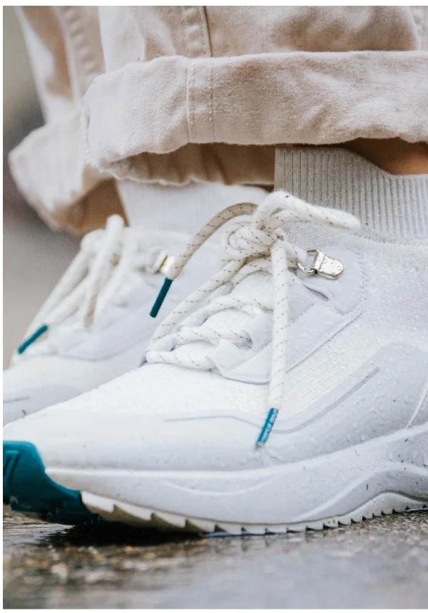 Graphic of the Stormburst in Frost White.