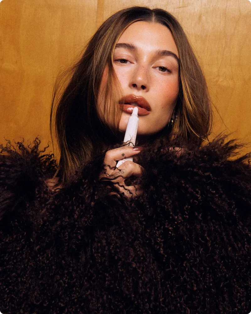 hailey bieber with cinnamon roll lip tint