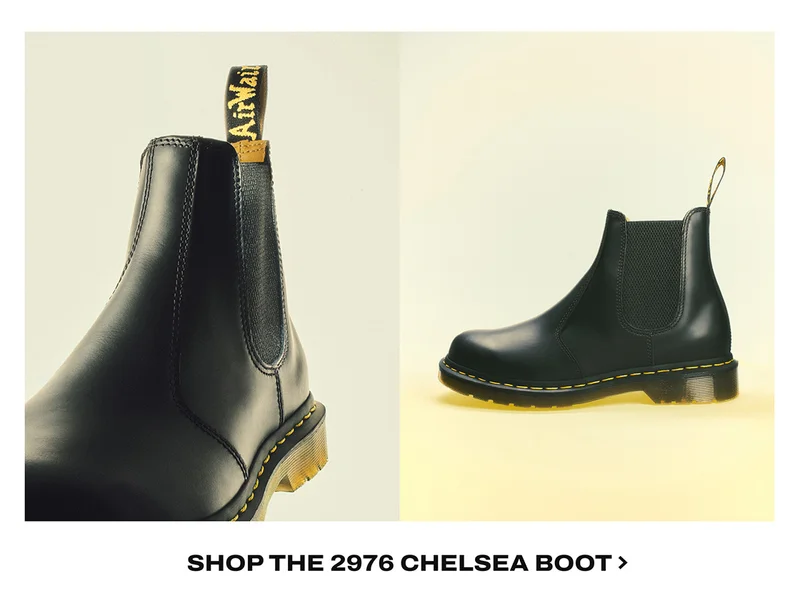 2976 Black Smooth Chelsea Boots