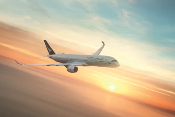Fly via Hong Kong and&nbsp;save
