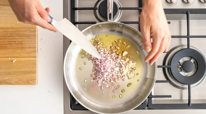 Misen pan cooking onions