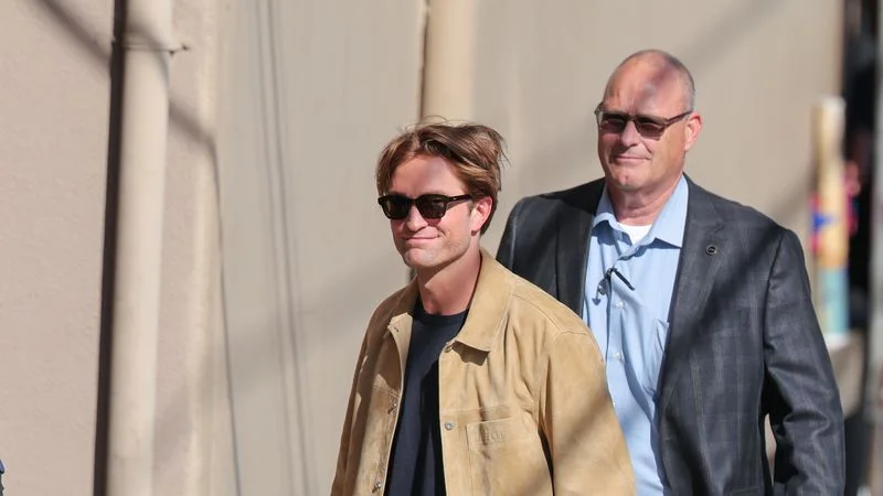 Robert Pattinson wearing the Clarks Desert Trek boots.