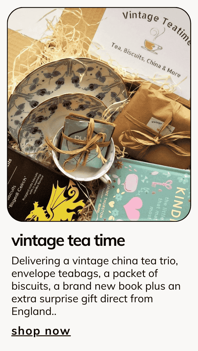 The Original English Vintage Teatime Box - Eat, Drink, Read & Keep