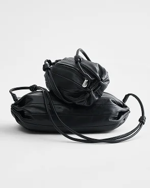 Karla Shoulder bag