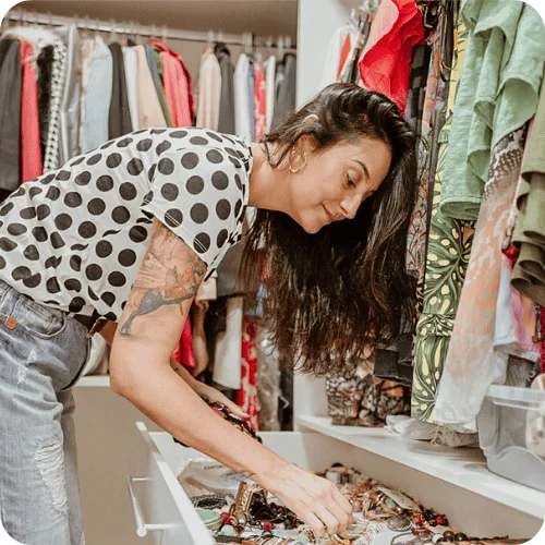 The Secrets Professional Organizers Use to Stay Sane & Clutter-Free The Secrets Professional Organizers Use to Stay Sane & Clutter-Free