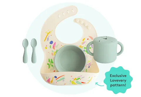 What's in your exclusive gift: Baby Big (0+ months), Snack Cup (0+ months), Suction Bowl (0+ months), 2 Toddler Starter Spoons (12+ months)