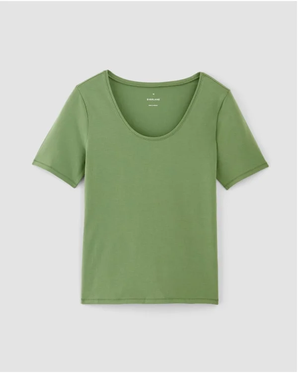 [IMAGE]The Supima® Form Scoop-Neck Tee