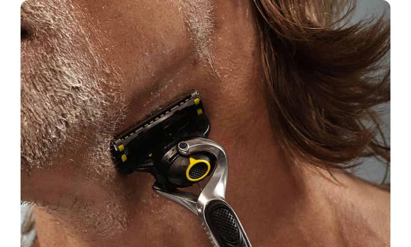 Gillette razor in use Gillette razor in use