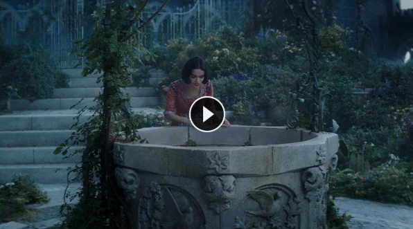 DISNEY'S SNOW WHITE