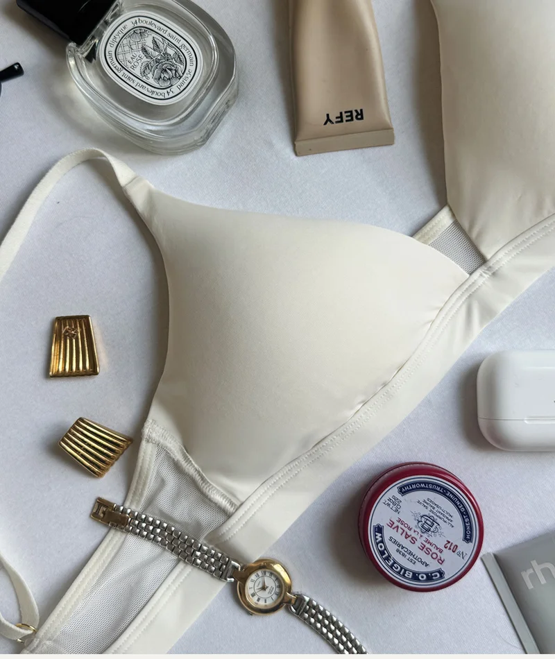 Limitless Wirefree Scoop Bra in Ecru