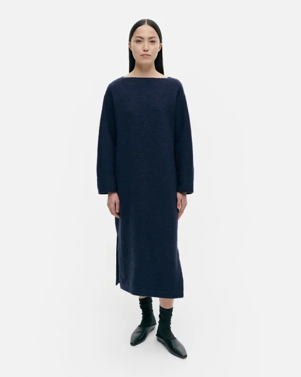 Montaasi Solid boiled wool dress