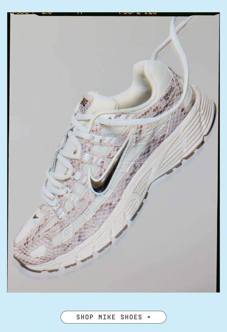 IMAGE-NIKE SHOES