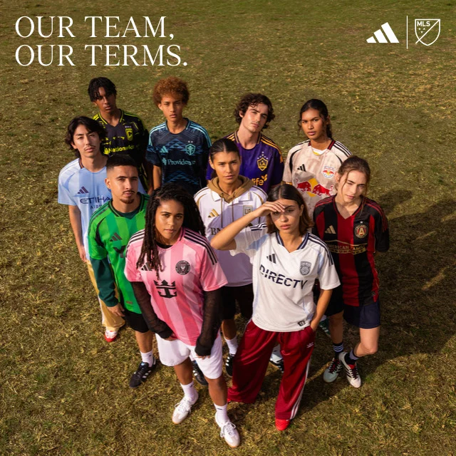 Show off your club pride.