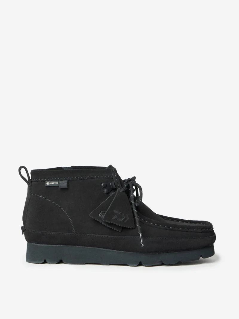 Image of Clarks × DAIWA Angler's Wallabee GTX SP - Black