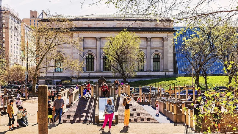 Image description: Playground in Central Park near the Metropolitan Museum of Art in New York City.