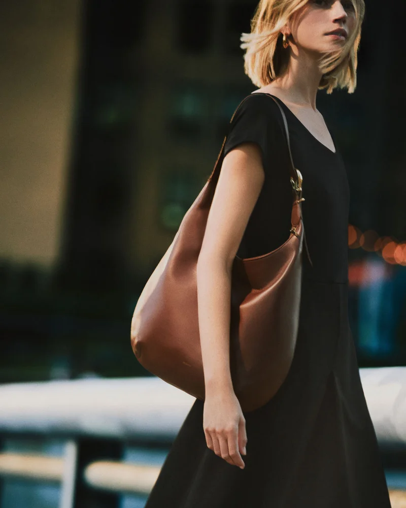 Oversized Celestia Dark Chestnut