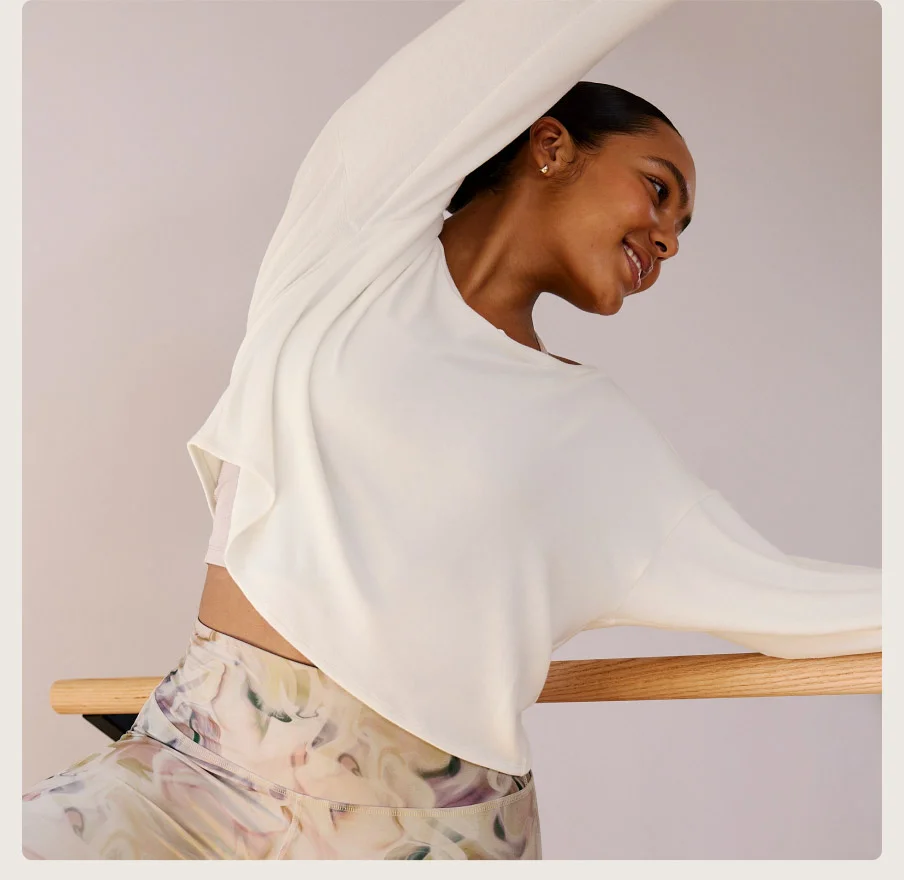 Let Loose Pullover in Fresh Snow