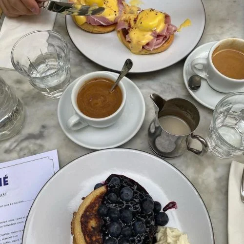 Brunch in Paris
