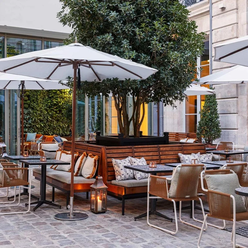 Paris courtyard