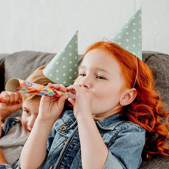 14 Things Parents Should NEVER Put in a Goody Bag