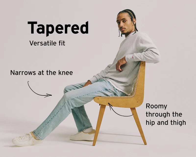 TAPERED JEANS