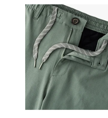 Everywear Performance Short: The Forests