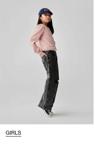 Display images to show real-time content