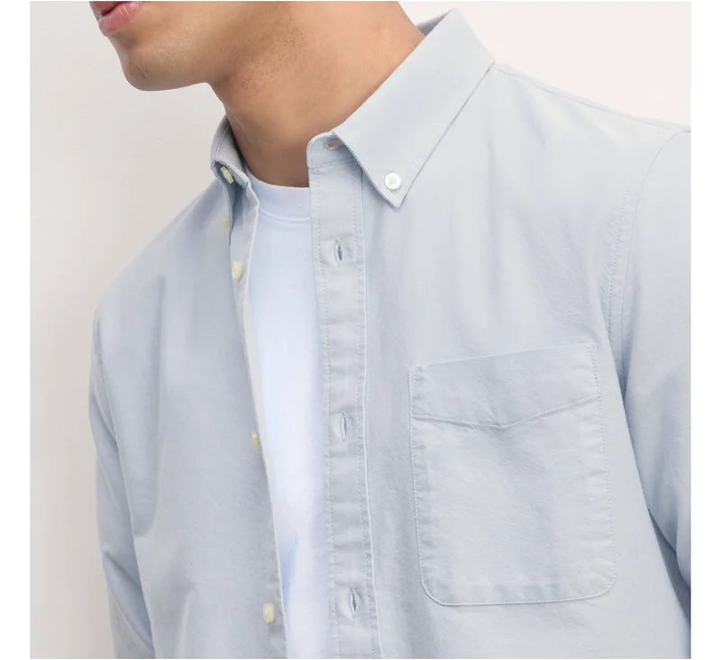 [Editorial Image]The Slim Oxford Shirt | Light Blue