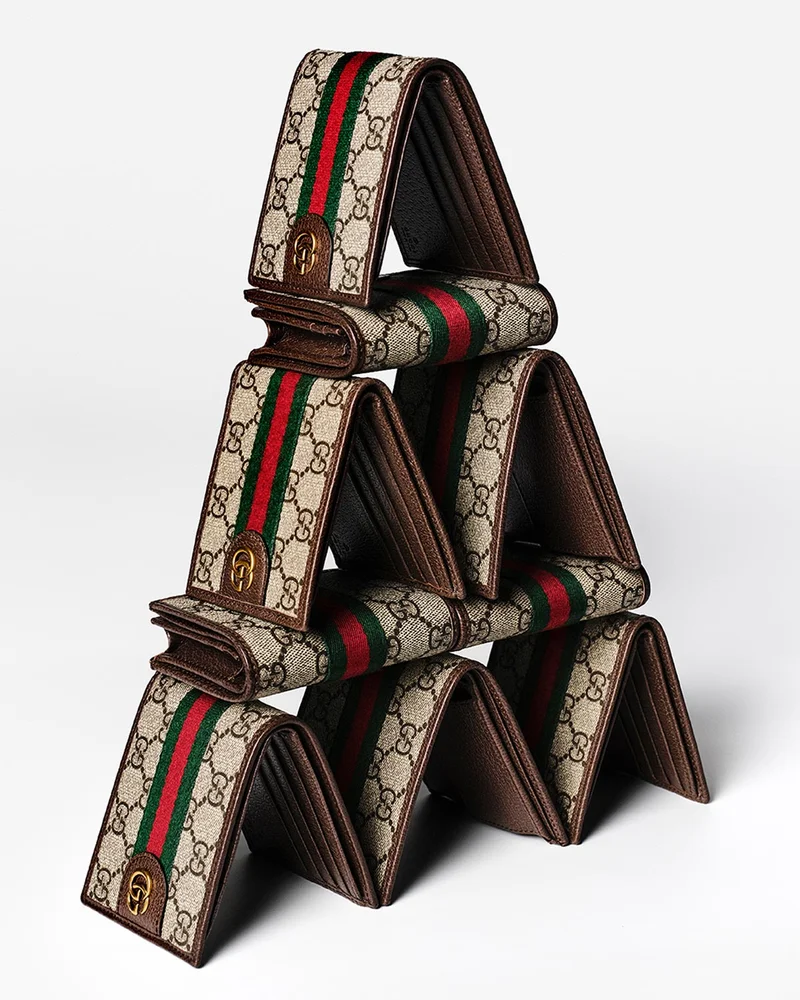 Wallet Discover more on the Gucci website