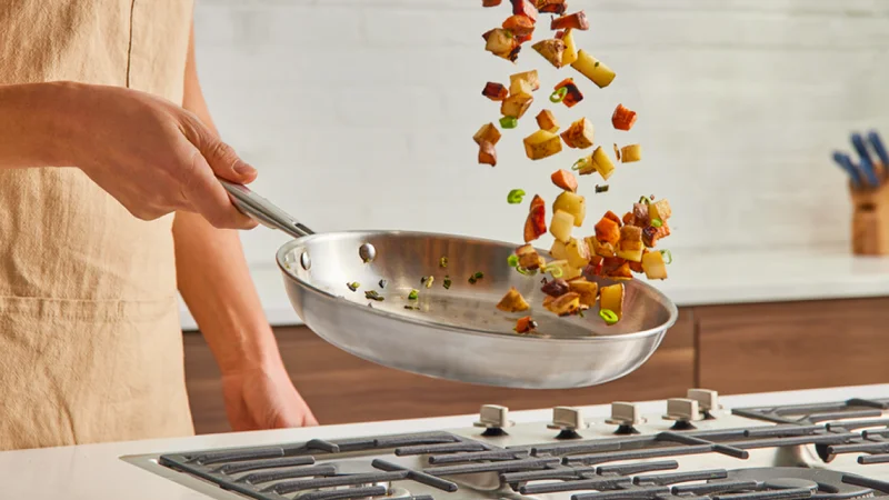 Misen Nonstick Skillet