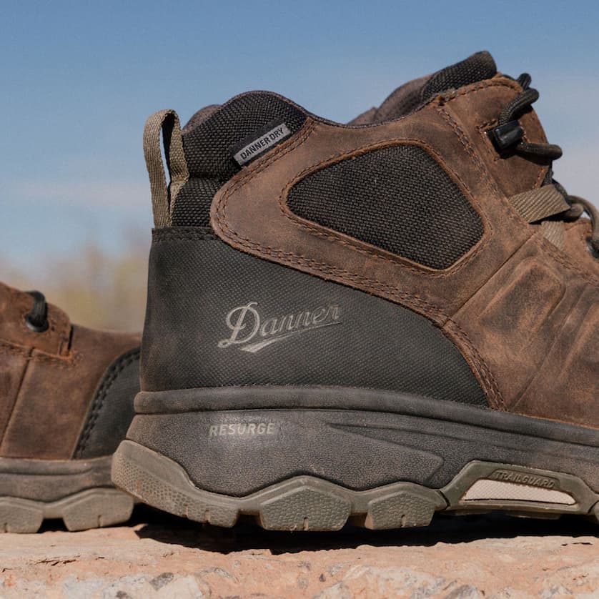 Abrasion resistant heel cap
