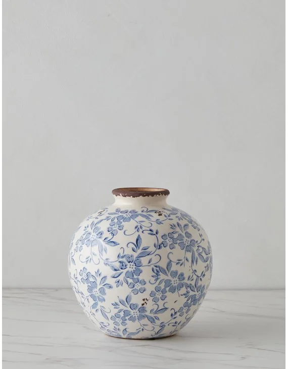 Cairns Vase