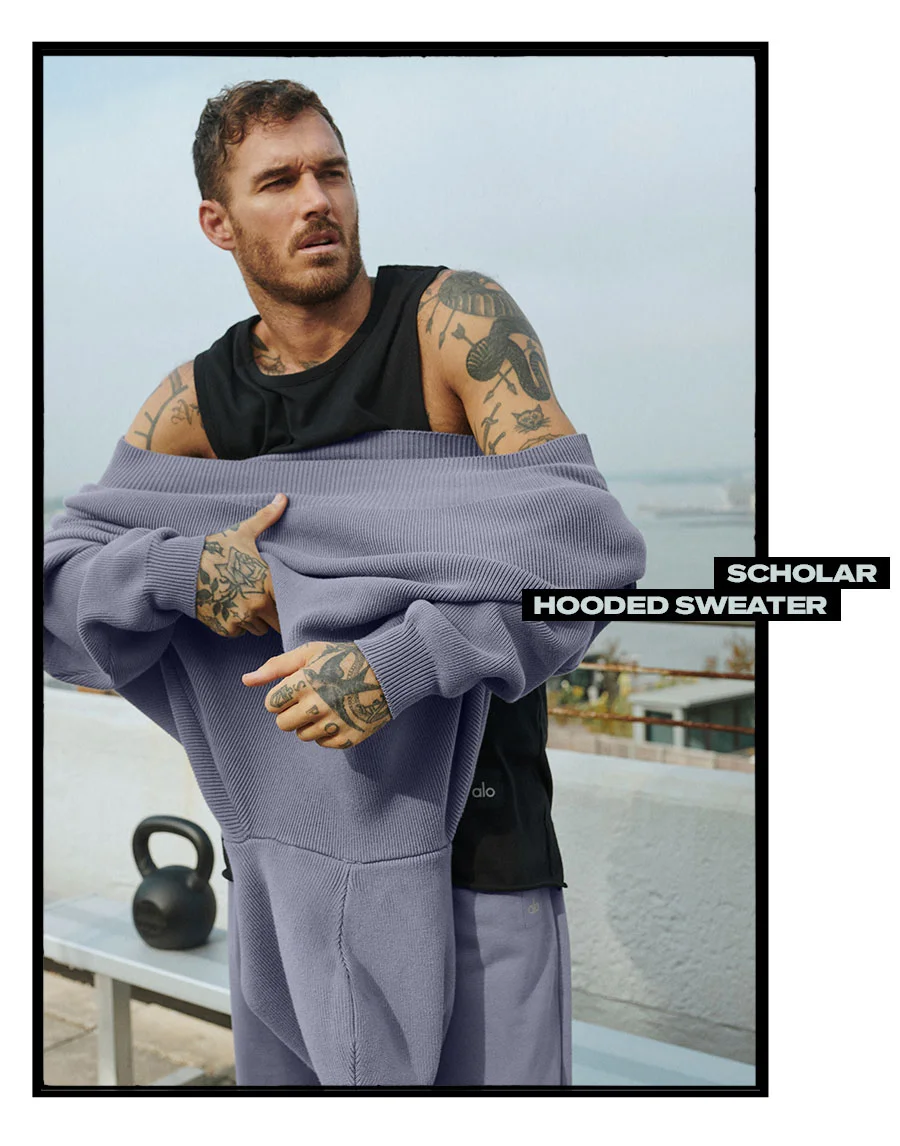 SCHOLAR HOODED SWEATER
