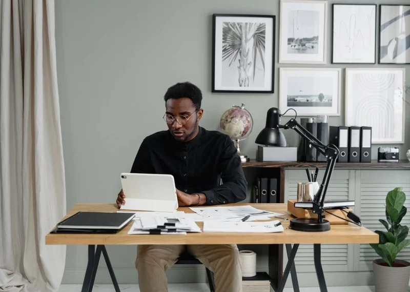 Pre-Launch Strategies- How to Sell Online Courses Before You Even Create Them