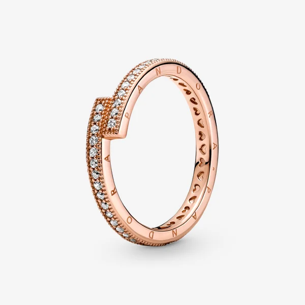 Sparkling Overlapping Ring