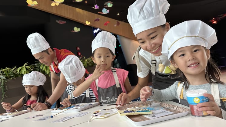 A Candylicious Night at the Airport - Chocolate art jamming workshop