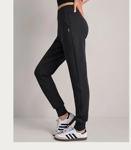DreamGlow™ Jogger