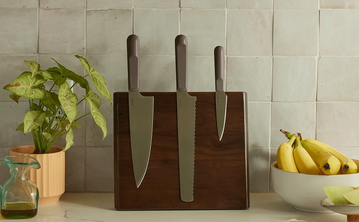 The Walnut Knife Block