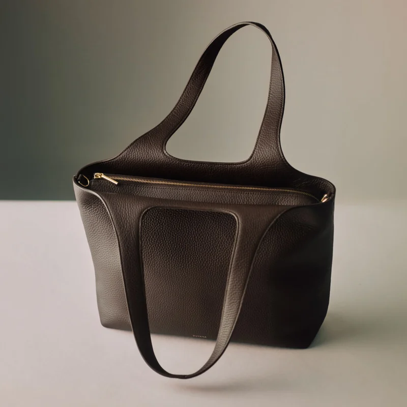 System Zipper Tote