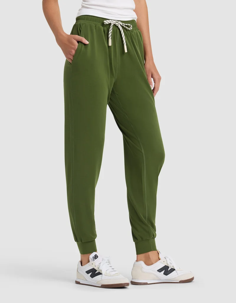 Image of Women's Studio Jogger