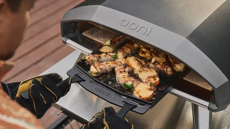Jalapeno poppers being cooked in Ooni Koda 2 Pro