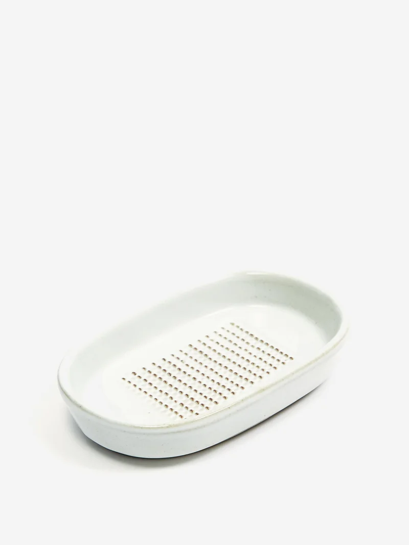 Image of KAMOSHIKA Ceramic Ginger Grinder - White