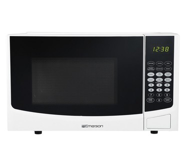 Emerson 0.9 CU. FT. 900-W Touch Control Microwave Oven