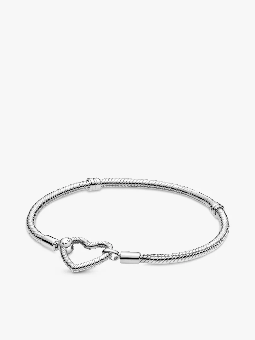 Pandora Moments Heart Closure Snake Chain Bracelet